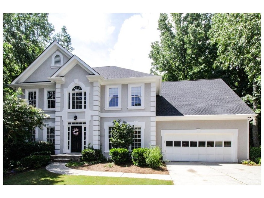 Beautiful home in top rated Northview High School 
