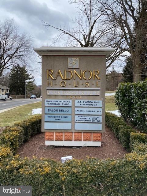 Radnor House unit 513, Bryn Mawr, PA 19010 - photo 1
