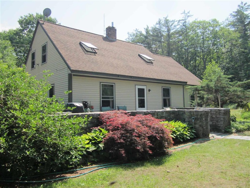 442 Royalston Rd, Fitzwilliam, NH 03447 - photo 1