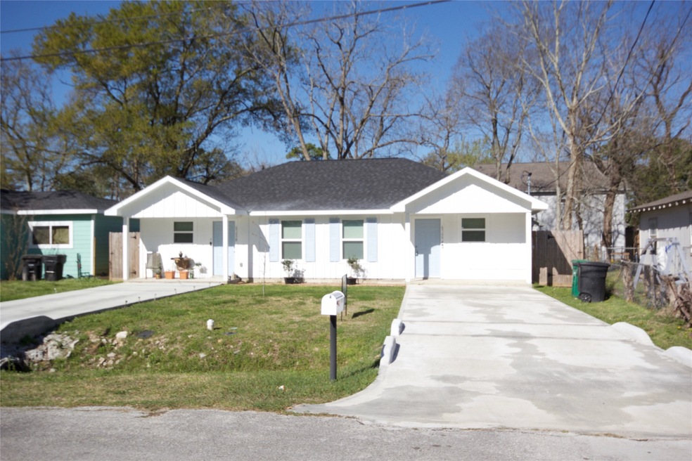 6709 Greenhurst St unit A, Houston, TX 77091 - photo 1