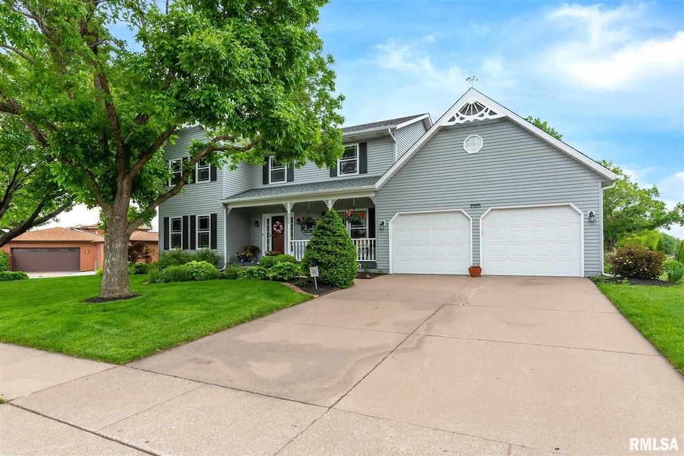 4203 Forest Rd, Davenport, IA 52807 - photo 1