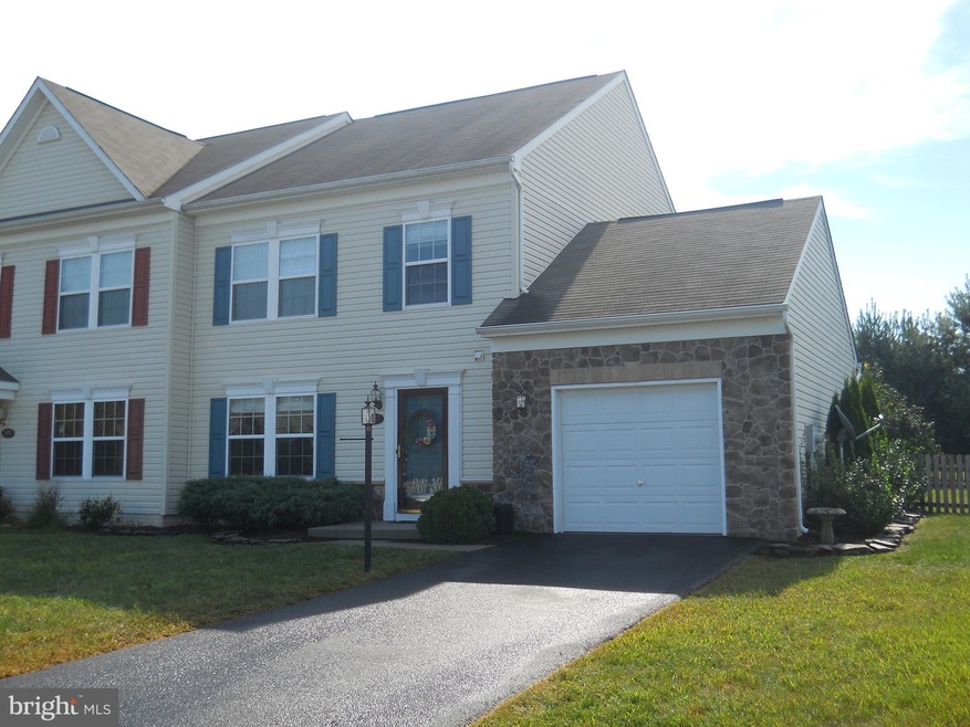 3103 Sundown Dr, Chambersburg, PA 17202 - photo 1