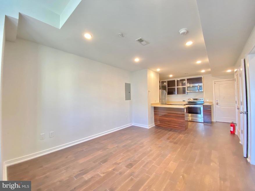 1 W Main St unit 504, Norristown, PA 19401 - photo 1