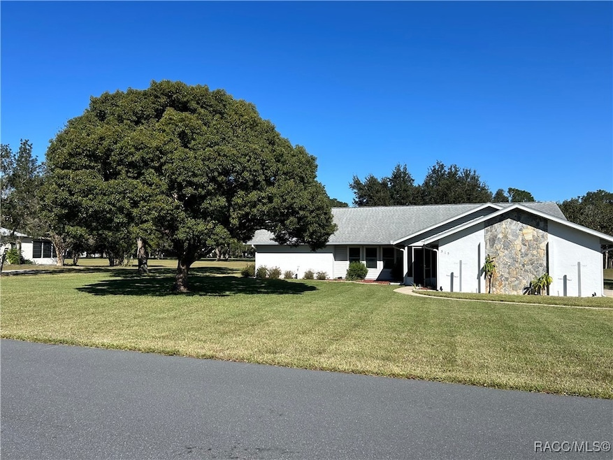 515 E Falconry Ct, Hernando, FL 34442 - photo 1