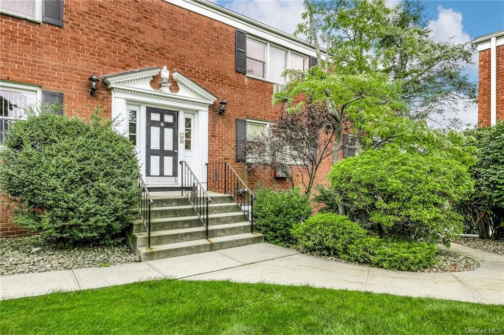 7 Lenox Ct unit 1010, Suffern, NY 10901 - photo 1