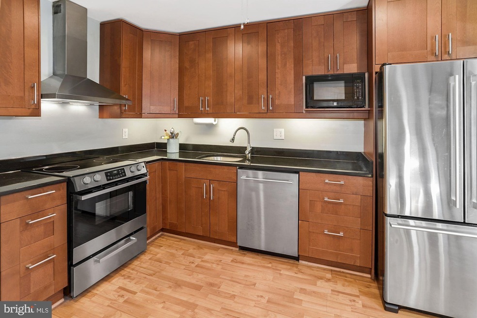 11772 Carriage House Dr unit 50, Silver Spring, MD 20904 - photo 1