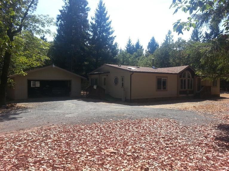 521 Boyer Rd, Grants Pass, OR 97526 - photo 1