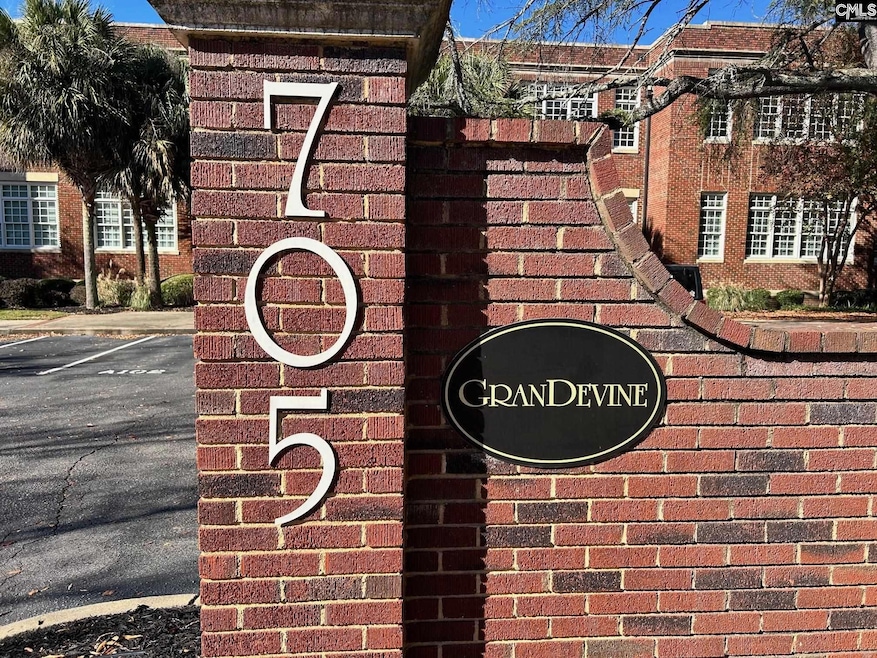 705 Maple St unit H102, Columbia, SC 29205 - photo 1
