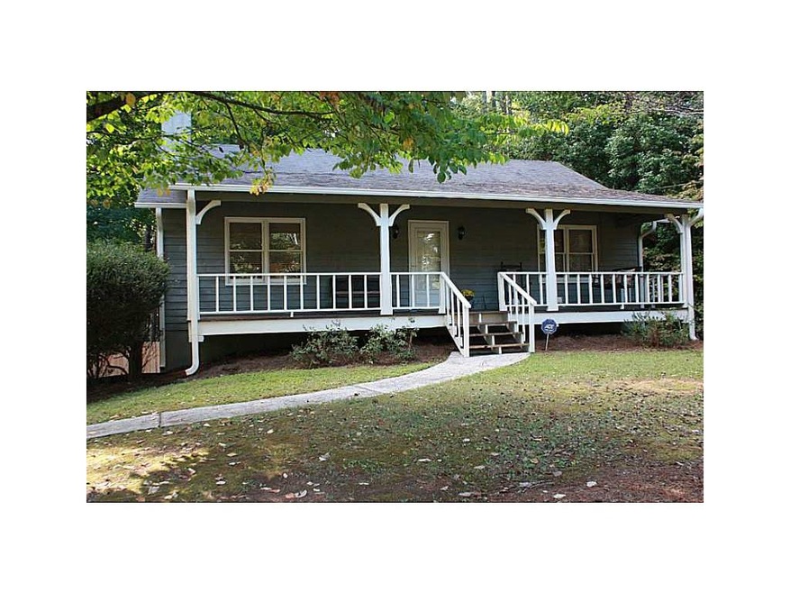 Exterior Front. Close-in west Cobb location, Hillg