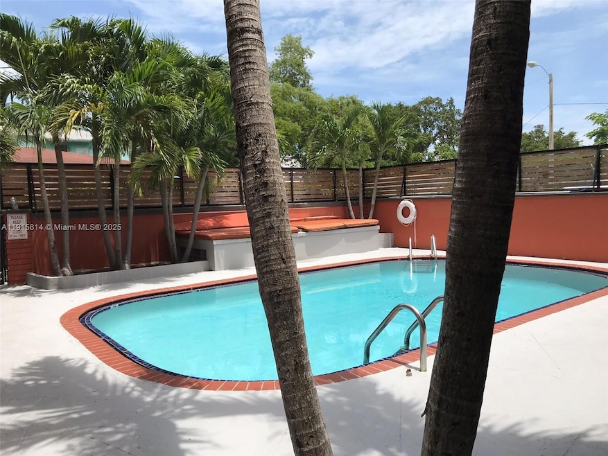 421 NE 68th St unit 15, Miami, FL 33138 - photo 1