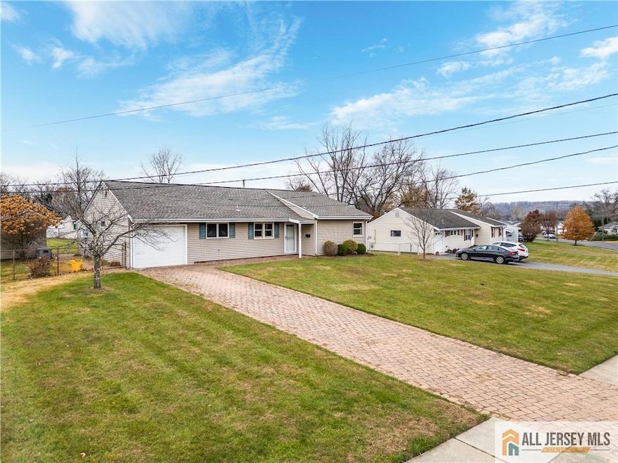 192 Kendall Rd, Kendall Park, NJ 08824 - photo 1