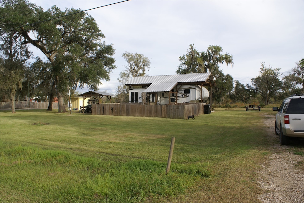 4209 County Road 945, Brazoria, TX 77422 - photo 1