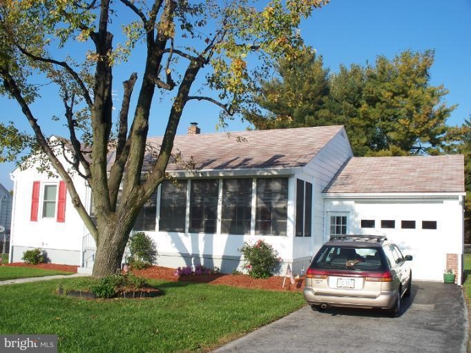 460 3rd St, Taneytown, MD 21787 - photo 1