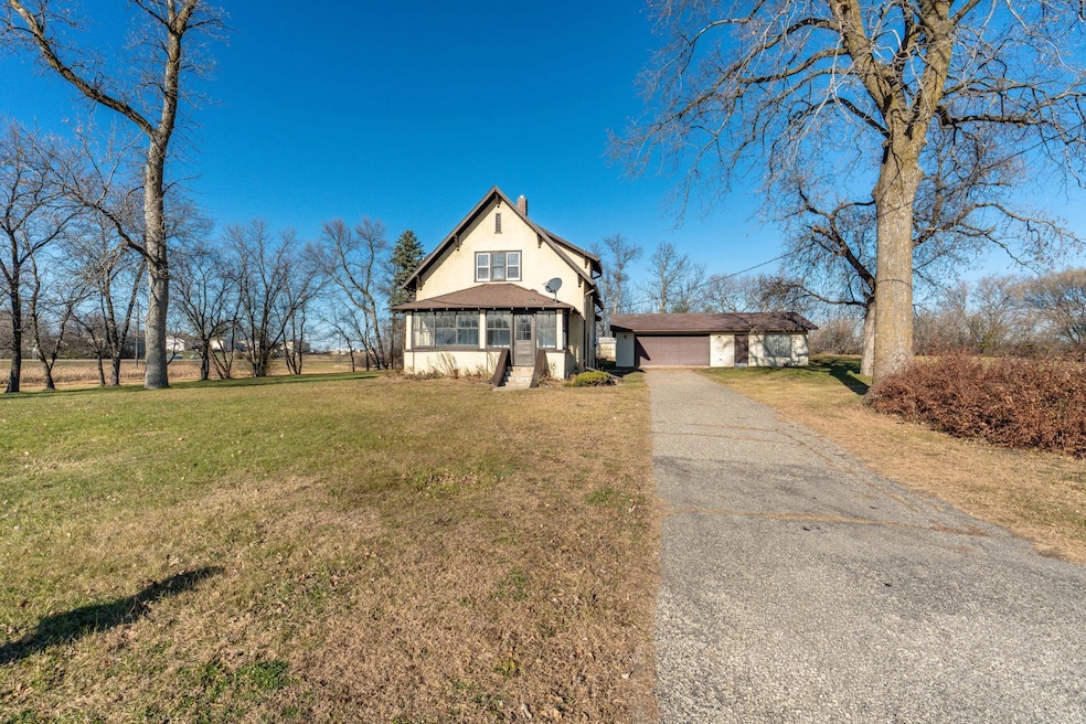 201 E Broadway, Elizabeth, MN 56533 - photo 1