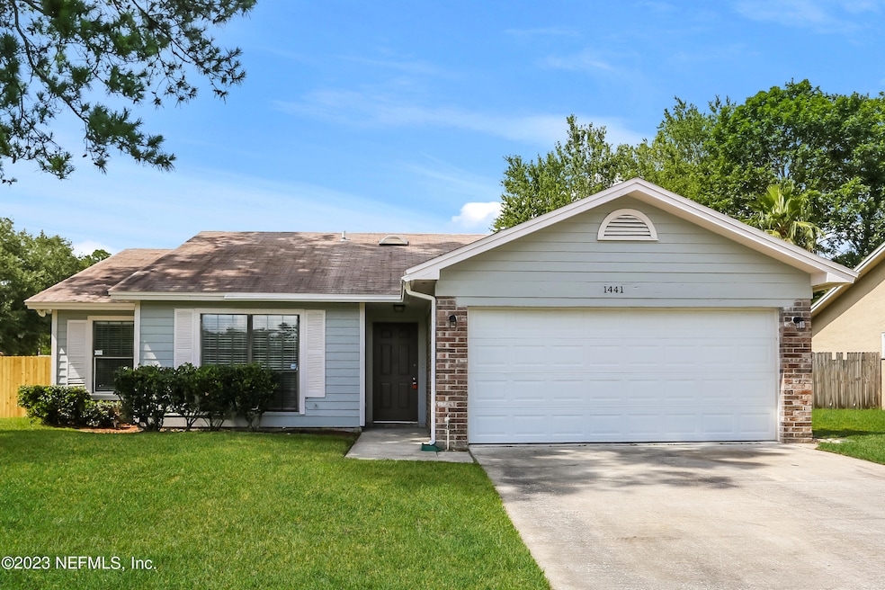 1441 Kingfisher Ln N, Jacksonville, FL 32218 - photo 1