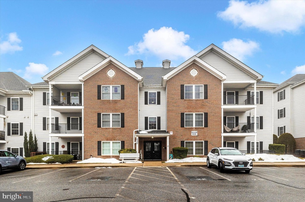 6502 Ridenour Way E unit 3D, Sykesville, MD 21784 - photo 1