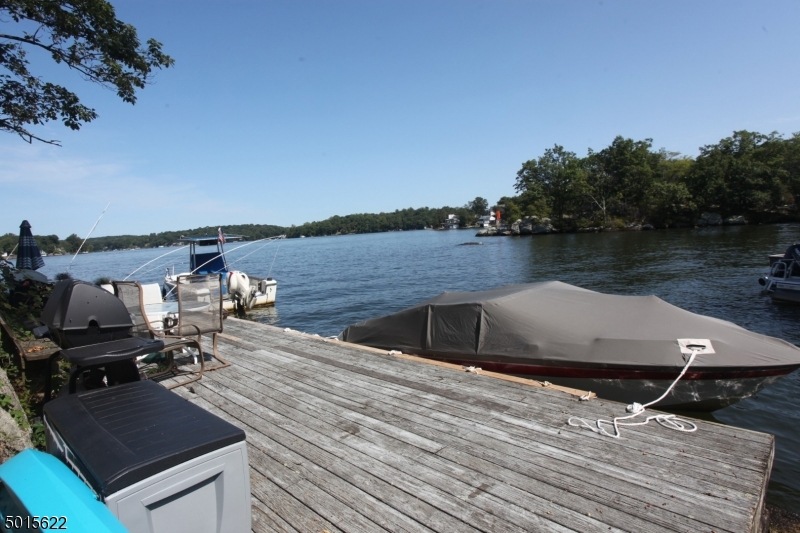 39 Lines Ave, Hopatcong, NJ 07843 - photo 1