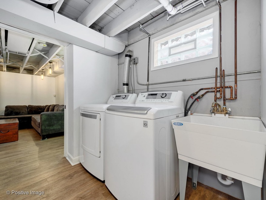 261 N Berteau Ave, Elmhurst, IL 60126 - photo 1