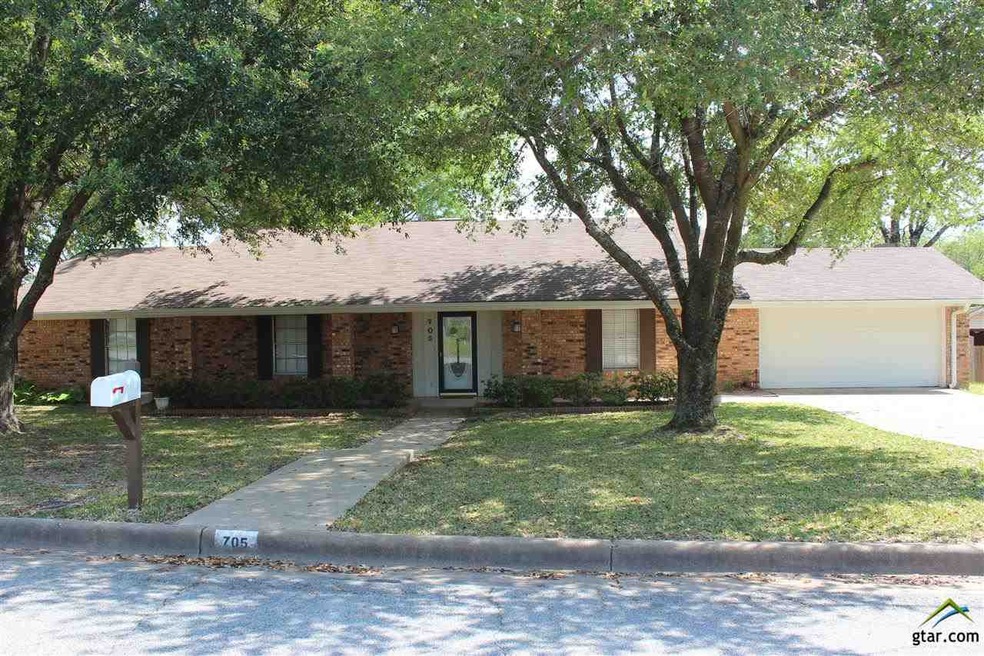 705 Jeffery Dr, Tyler, TX 75703 - photo 1