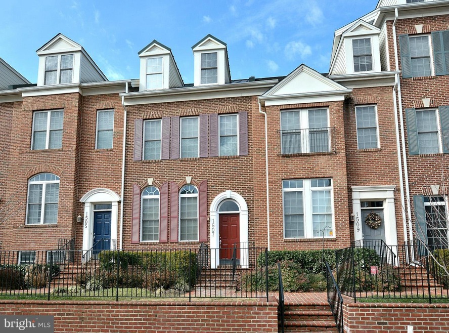 1507 Portner Rd, Alexandria, VA 22314 - photo 1