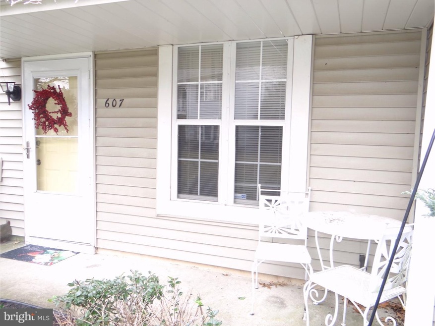 607 Yorkshire Ct unit 607, Sewell, NJ 08080 - photo 1