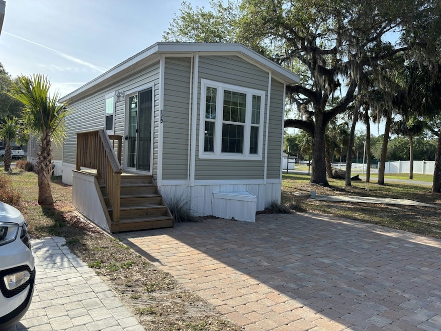 For Rent $923/month