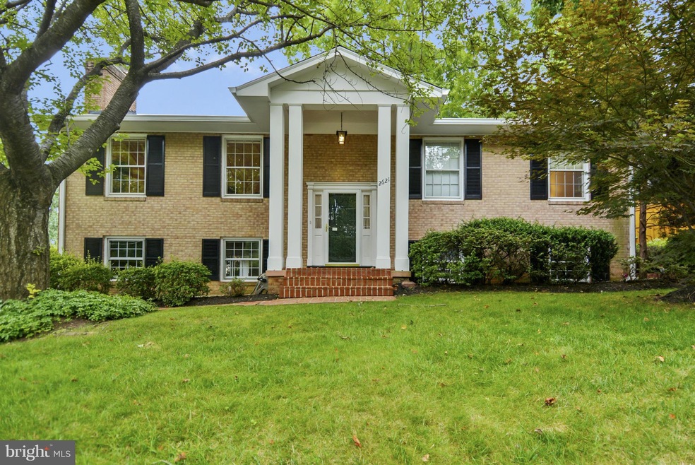 2621 West St, Falls Church, VA 22046 - photo 1
