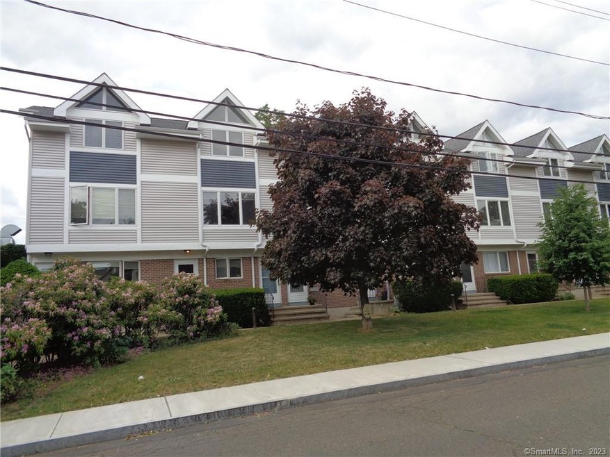 25 Cottage St unit 202, Norwalk, CT 06855 - photo 1