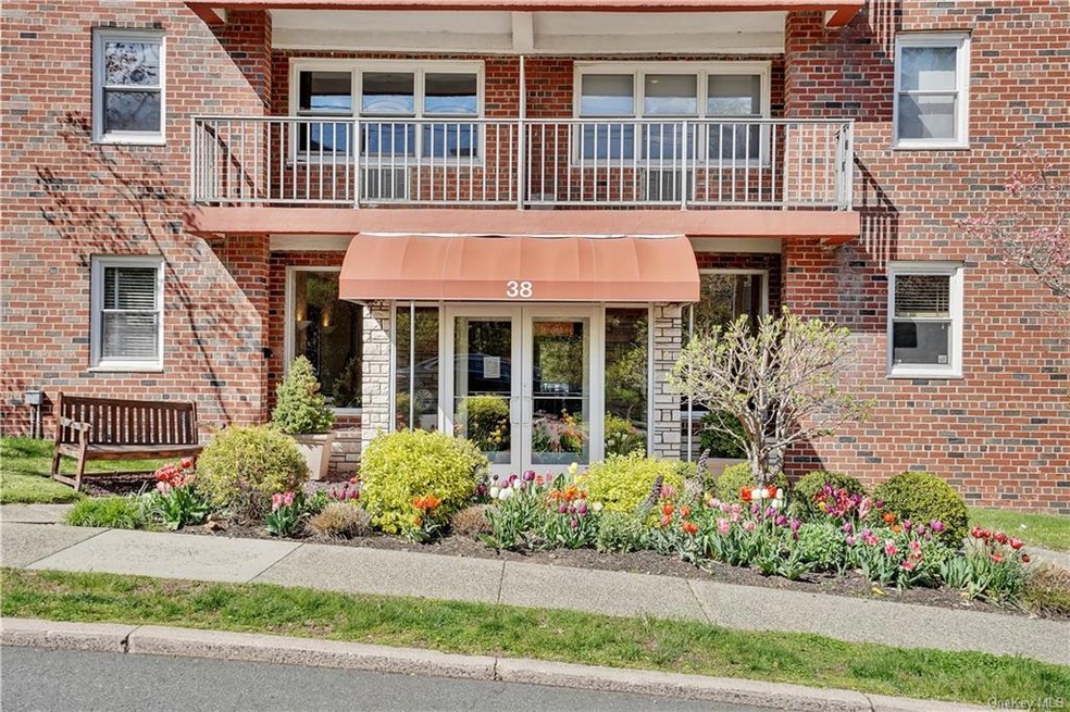 38 4th Ave unit 1H, Nyack, NY 10960 - photo 1
