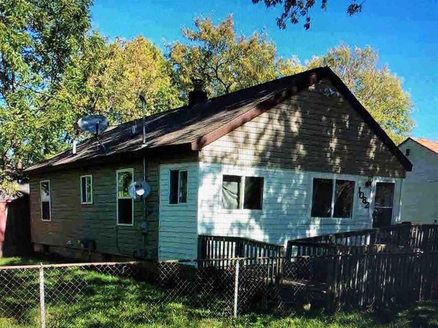 1082 W Juliah Ave, Flint, MI 48505 - photo 1