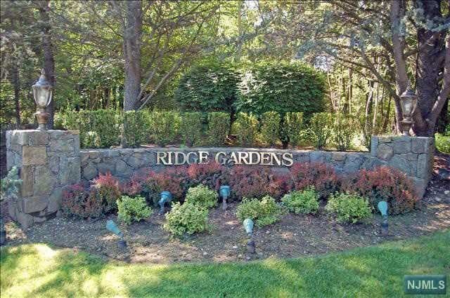 202 Mark Twain Way, Mahwah, NJ 07430 - photo 1