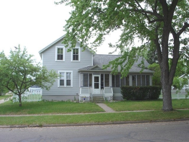 1611 E 1st St, Merrill, WI 54452 - photo 1