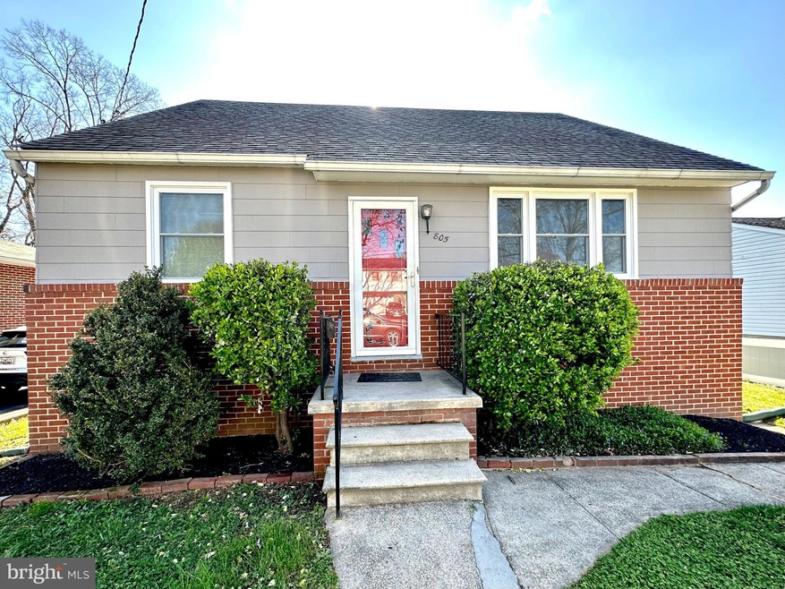 805 N Woodward Dr, Essex, MD 21221 - photo 1