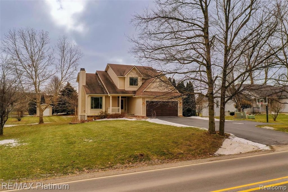 4261-E-Rolston-Rd-44 Outside.jpg