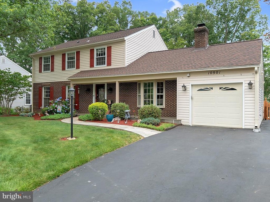 10901 Rippon Lodge Dr, Fairfax, VA 22032 - photo 1