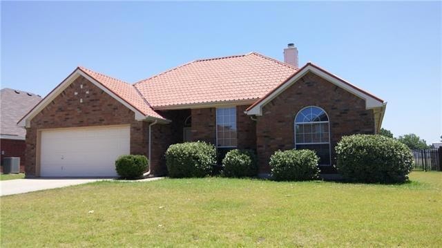 417 Windmill Dr, Lavon, TX 75166 - photo 1