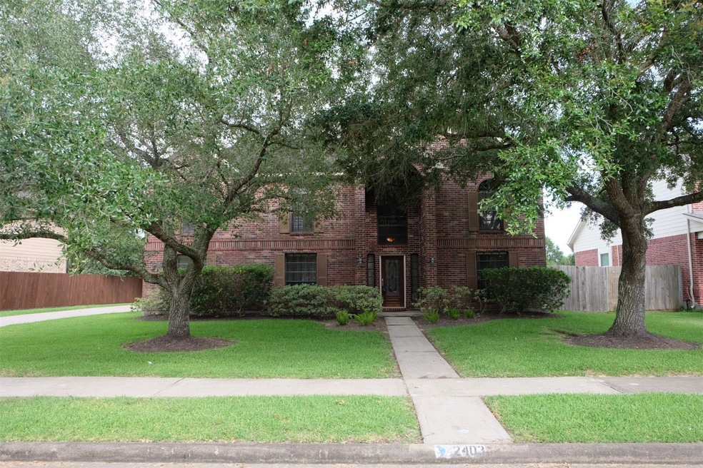 2403 Sarasota Dr, Friendswood, TX 77546 - photo 1