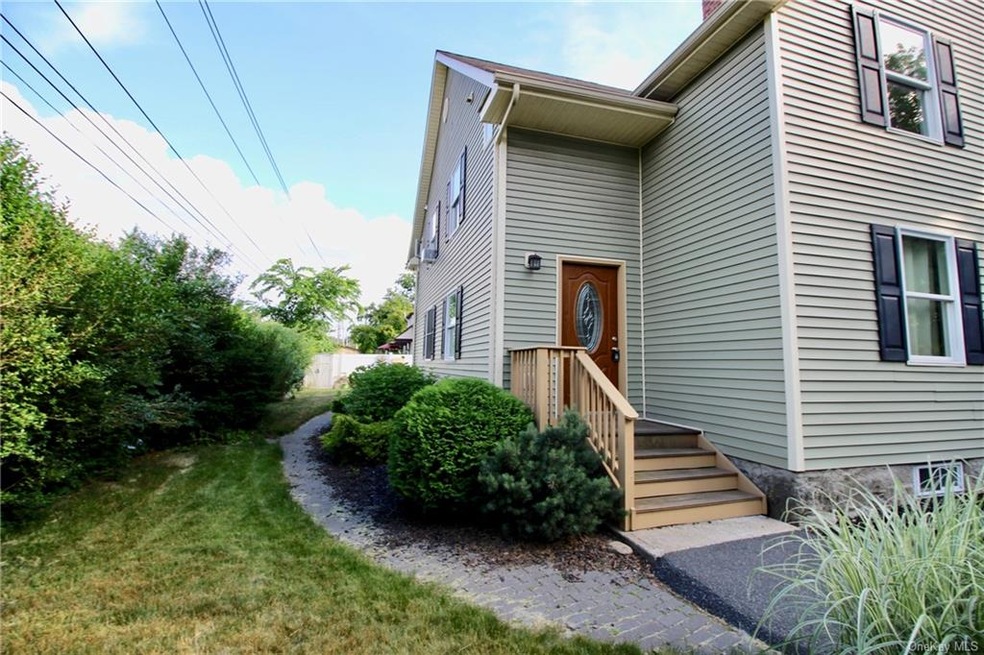 6 Sparten Place unit 4, Tuxedo Park, NY 10987 - photo 1