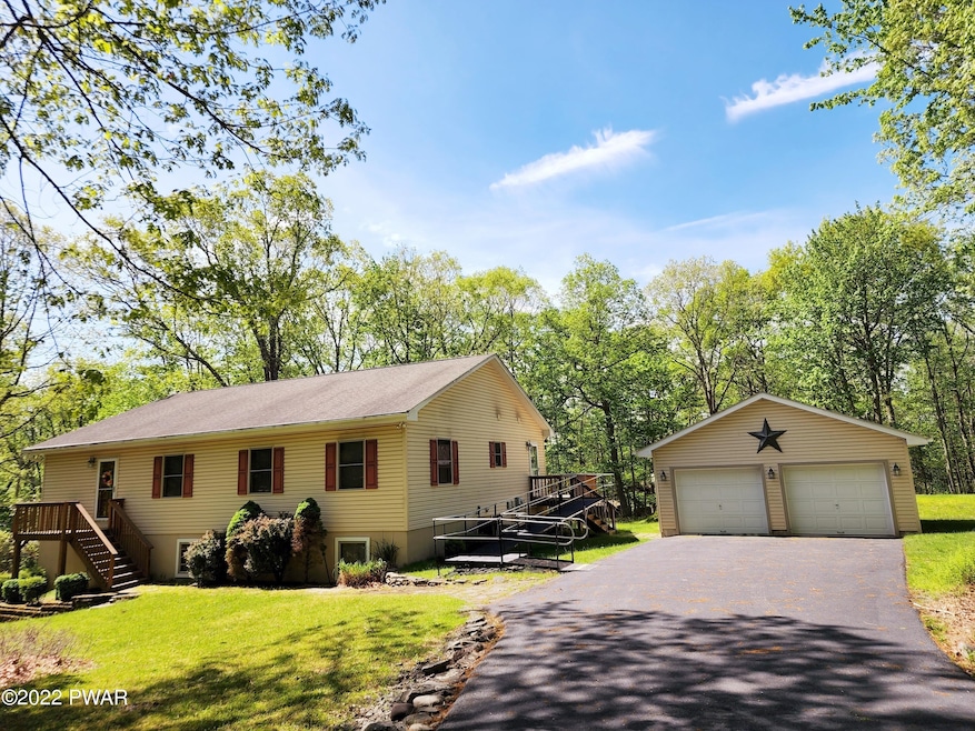 201 Tink Wig Dr, Hawley, PA 18428 - photo 1