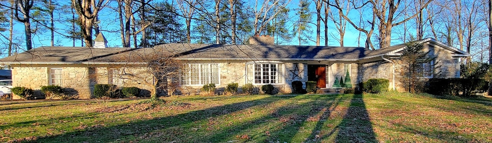 140 White Oak Dr, Manchester, TN 37355 - photo 1