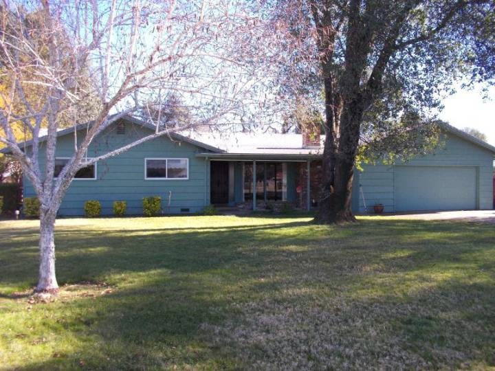 3707 Suzanne Way, Redding, CA 96002 - photo 1