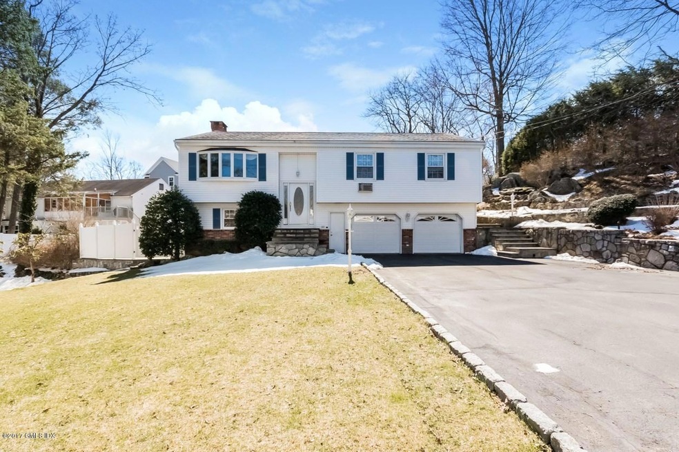 001-Front_View-3869162-medium