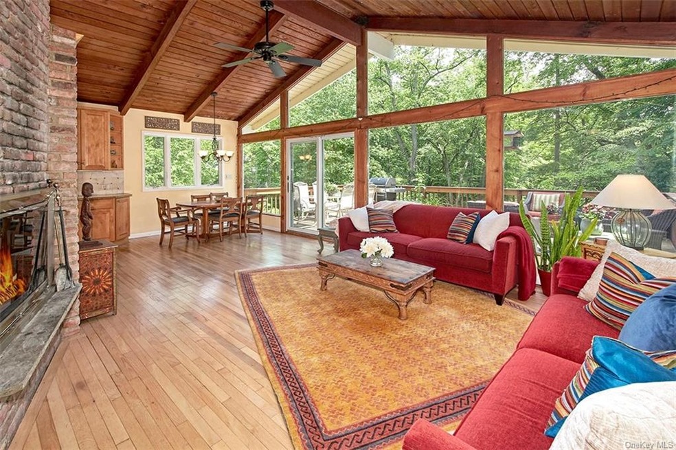 36 Park Trail, Croton On Hudson, NY 10520 - photo 1