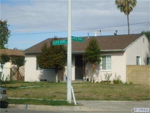 corner lot RV
