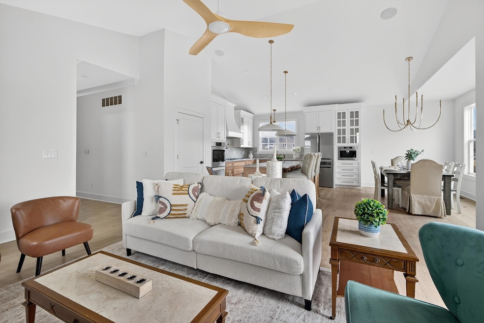 4108 Meadowlark Rd, Lexington, KY 40509 - photo 1