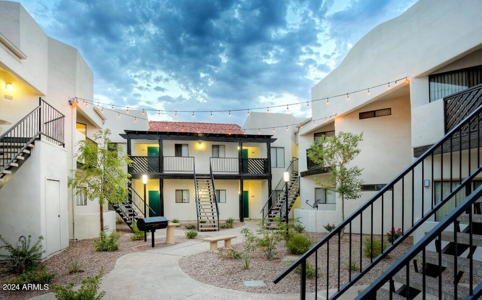 1820 E Bell de Mar Dr unit A4, Tempe, AZ 85283 - photo 1