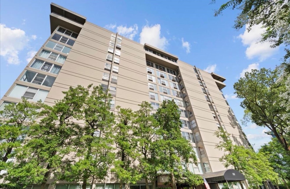 The Edinborough unit 707, Memphis, TN 38111 - photo 1