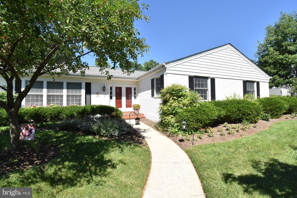 2 New Forest Ct, Towson, MD 21286 - photo 1