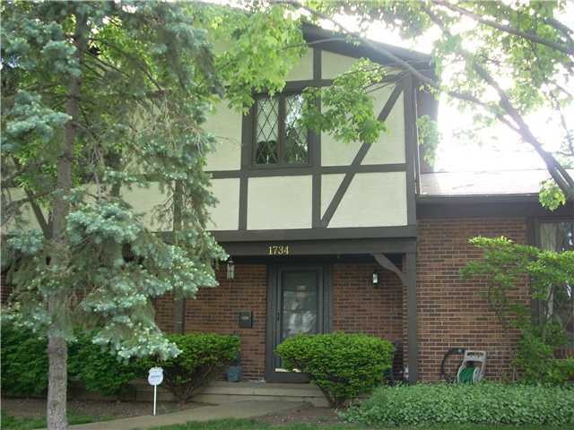 1734 Balsamridge Rd, Columbus, OH 43229 - photo 1