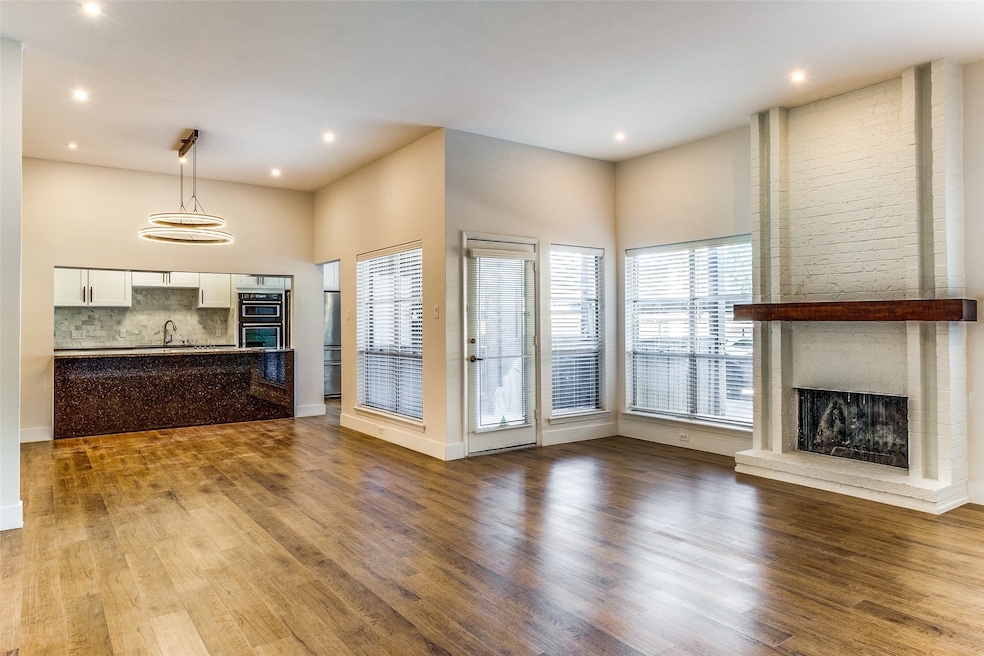 10403 High Hollows Dr unit 102A, Dallas, TX 75230 - photo 1